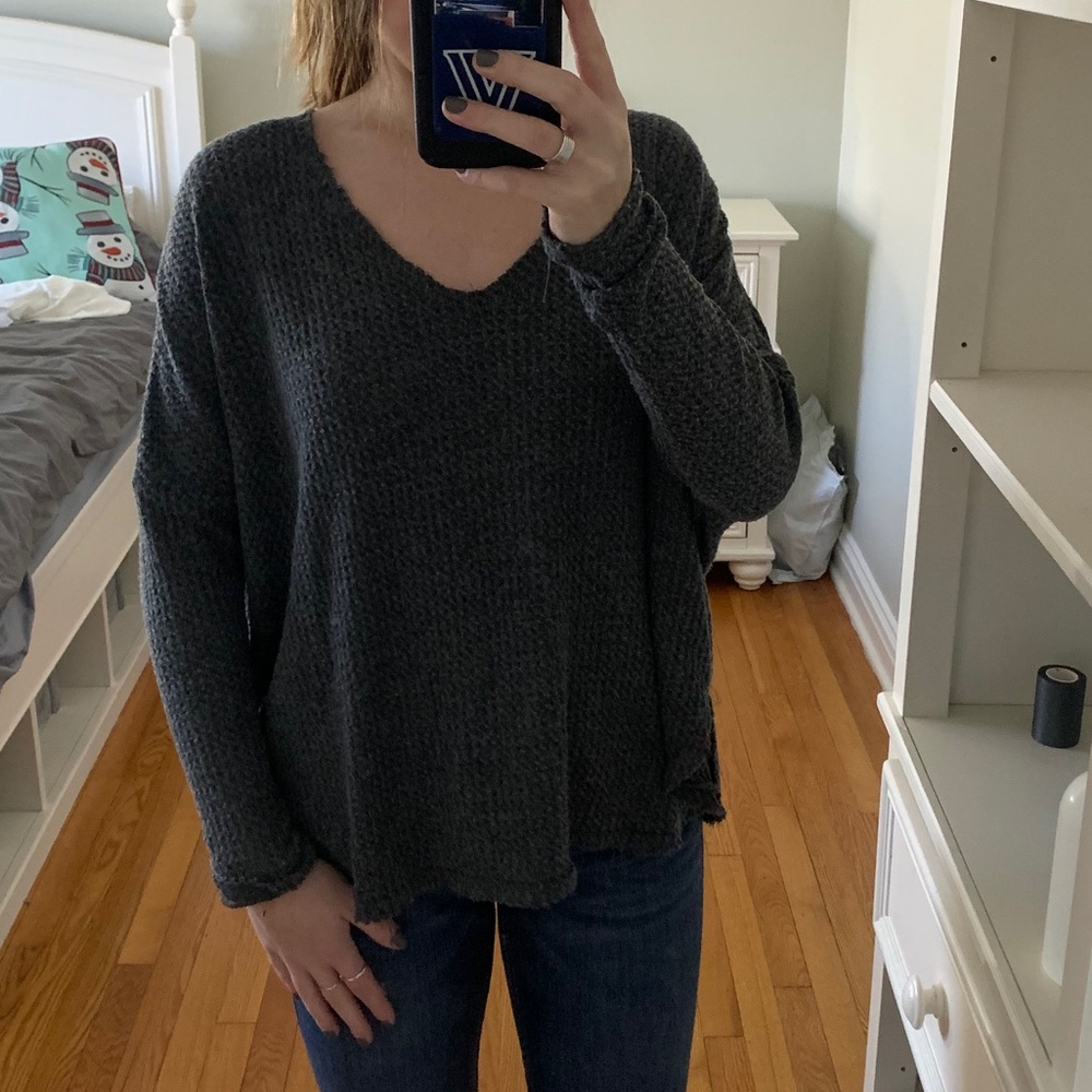 UO out from under sweater SZ: XS